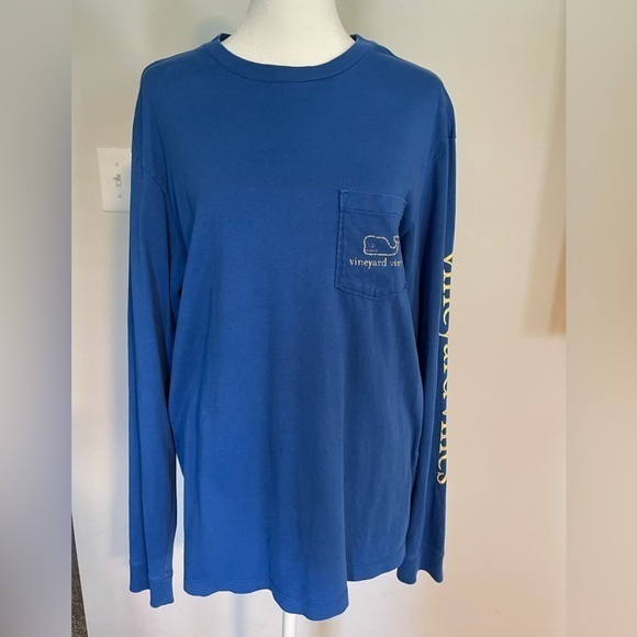Vintage Vineyard Vines long sleeve t-shirt! Unisex - Picture 1 of 5